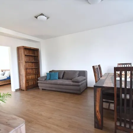 Self Check-in - - Cook Like Daire *